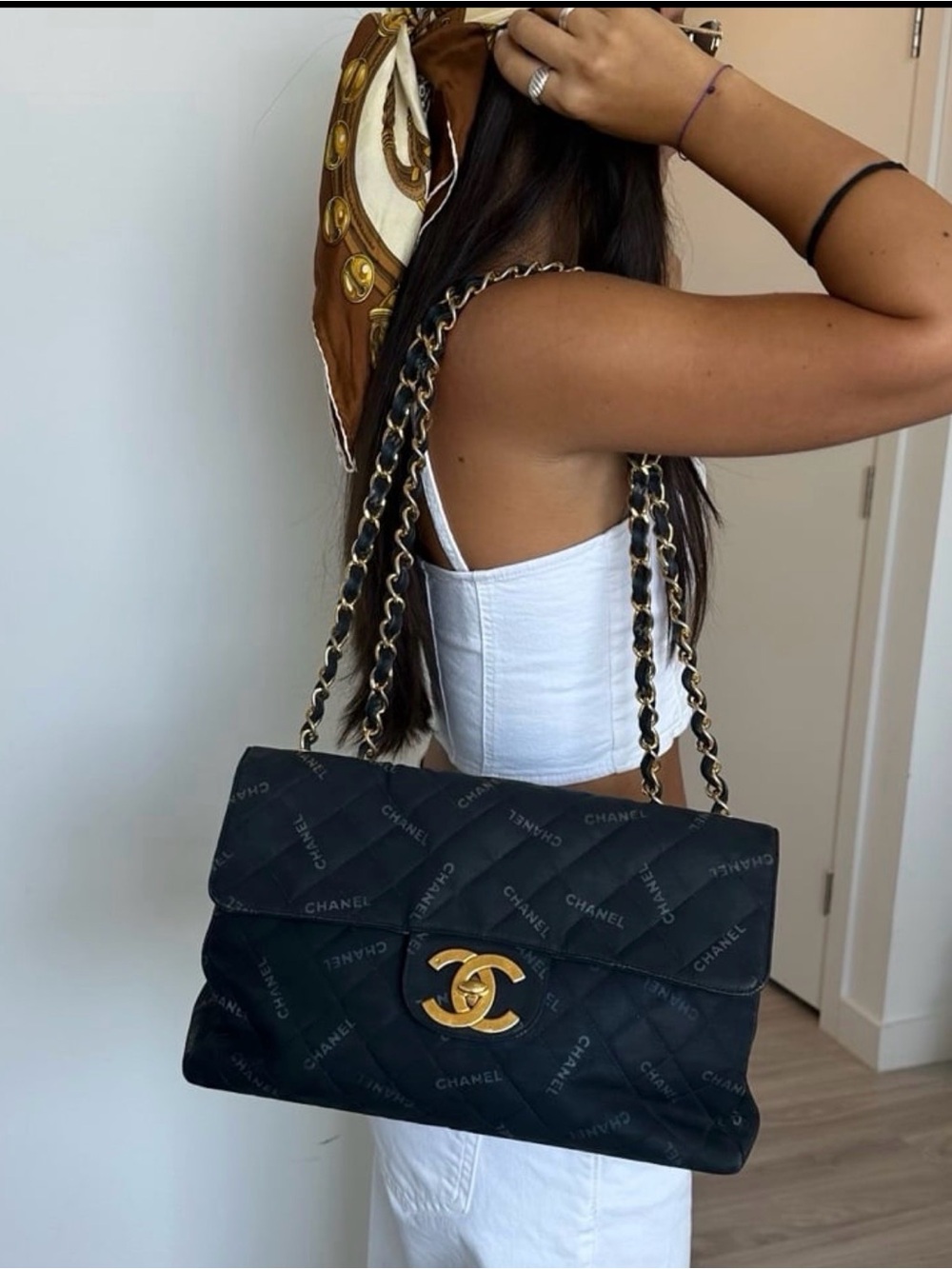 CHANEL Black Quilted Lambskin Shoulder Bag with Gold Hardware - Picture 11 of 13